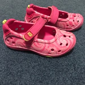 Stride rite made 2 play toddler shoes